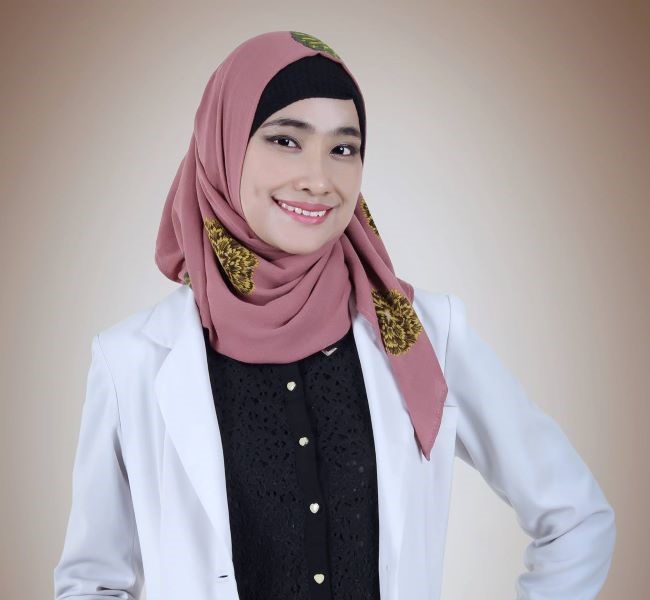 dr. Maya Wahdini, Sp.KK Dokter Kulit Cirebon : Gambar dari Facebook