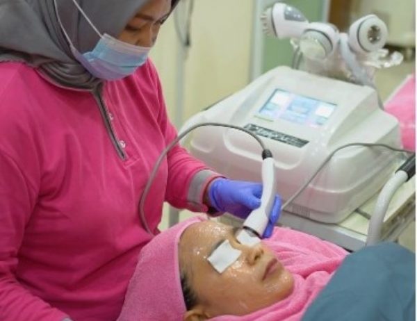 Dokter Kulit di Padang : Gambar dari Derma Q Skin Clinic Instagram