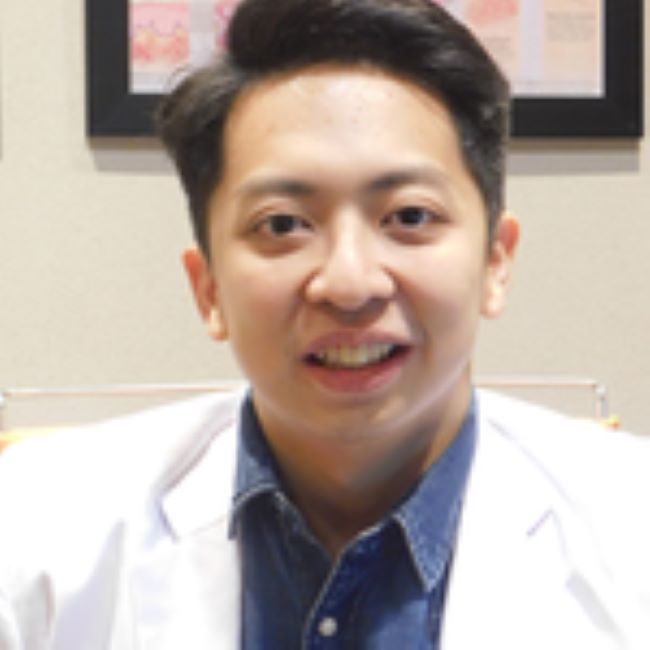 dr. Randy Trijunius Budiman Aesthetic Doctor Dokter Kulit Banjarmasin : Gambar dari ERHA Instagram